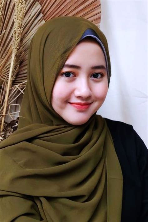 Wanita berHijAB cCanNtik ngewe pilihan porn xvideos com untuk pesta mewah image 5