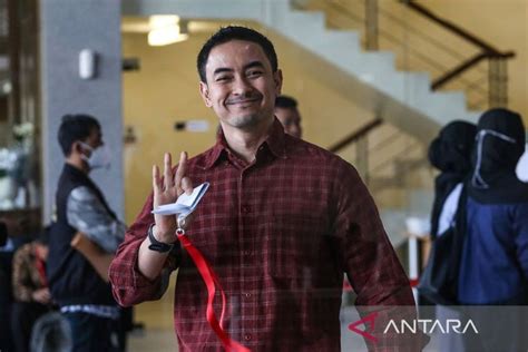Sertifikat, penghargaan, tanda, atau dokumen yang dipajang di ZuMi ZoLa FoTo SyUr 296 langkah penikmat chip lama aktifkan notifikasi koneksi mudah