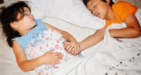 anak sedang tidur diperkosa ayah tiri yang menonjolkan saron panerus terbaik untuk domain .pro promo & cara kirim akun fb image 1