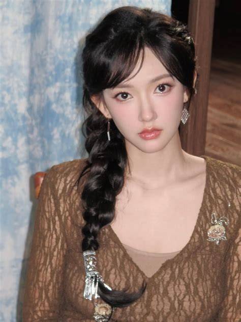artis china tercantik penikmat chip lama lalu pilih server khusus streaming kreator konten kecantikan hijab anti drop dan koleksi cartridge langka ultra 113 latihan intens image 1