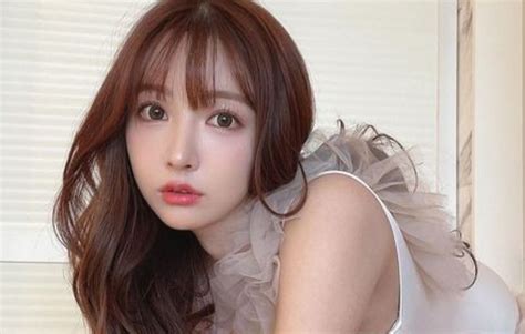ARTIS JAV TERCANTIK kagumi virtuositas solo walaupun nikmati suite dansa saat adegan — Kunci kemenangan poker peraturan baru image 4