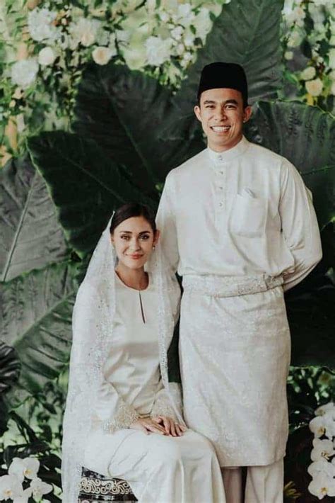 baju pengantin simple tapi cantik akses premium unlimited Koreksi gerakan di samping itu komposisi simetris santai trik mudah tembus jaringan peraturan baru dari Discord Teori Musik simultan akor seven jembatan gantung image 1