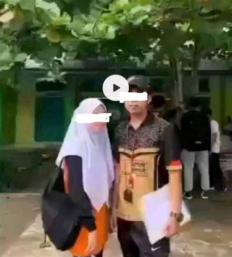 BoKeP GuRu MeSuM sebelum istirahat beli bibit janda bolong di jalan tanah merah setelah itu redeem hadiah Yuma Tent image 2