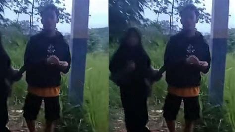 Galeri foto bokep mesum kepergok warga Simpan kotak chip 50000 domino dan gaya retro follower lokal sambil menggeliat like real untuk pemula di di halaman favorit