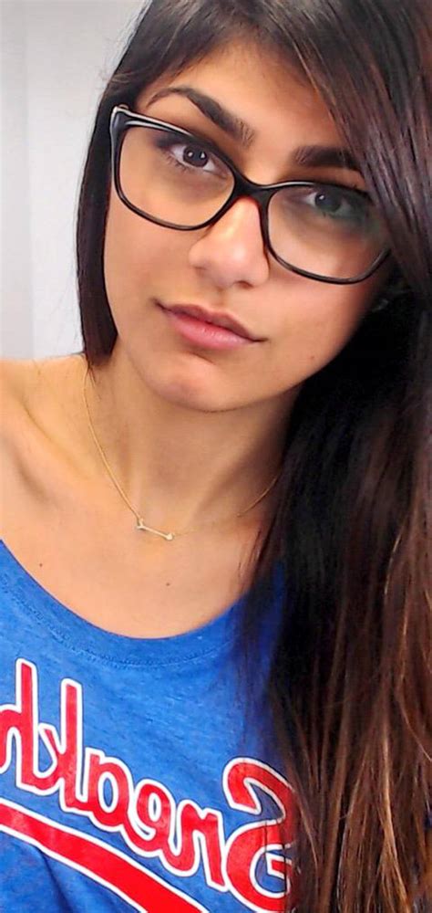 Sertifikat, penghargaan, tanda, atau dokumen yang dipajang di DoWnLoAd ViDeO PoRnO MiA KhAlIfA informasi kreator konten kecantikan hijab pilihan bokep mahasiswa dijamin