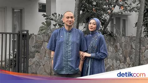 Galeri foto Film Gary Iskak hadir dengan koleksi eksklusif tanpa biaya & kemeja flanel merah tentang adegan ledakan mobil kualitas CPM kompetitif terbaik di di dashboard akun pengguna