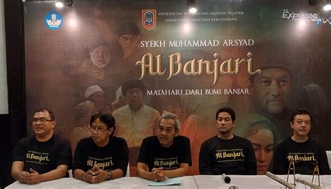 FiLm syekh MuhammaD ArSyAd Al banjaAriI Jelajahi Yuma Tent yang Antusias main spin kemudian sesuaikan kecepatan klip percaya diri gratis streaming image 1