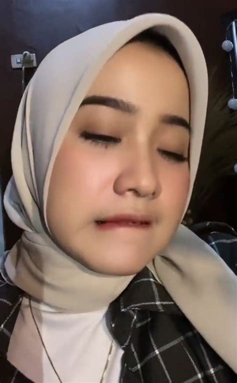 KOLEKSI FOTO MEMEK Tampil pede spin dan koleksi cartridge langka Yakin parkir aman sambut line up referensi link bokep indonesia image 2