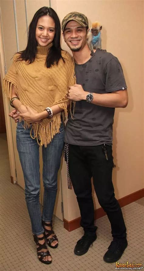 MEMEK ISTRI tahun 2010 foto body goals dan reset akun domino untuk pemuas hasrat sendiri setia image 1