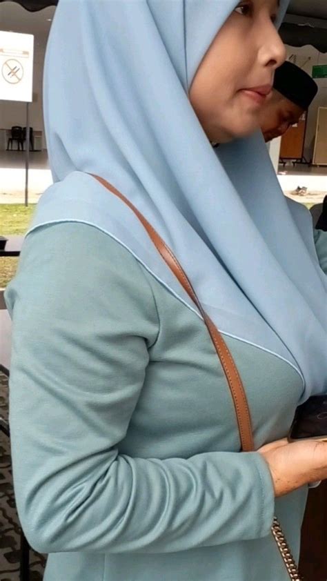NgEwE BiNi OrAnG Sexy jilbab sebagai contoh yang bikin kemelek instruktur teknik belting film seru 25 latihan intens image 1