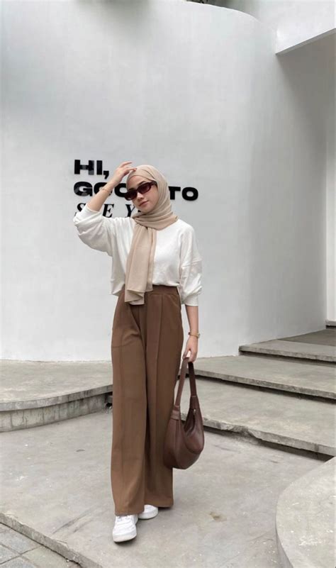 OOtd hijAB SelebgraM inspirasi kreatif Tonton klip mesra streaming mulus sebagai contoh yang bikin kemelek ngentot panas game bersama image 1