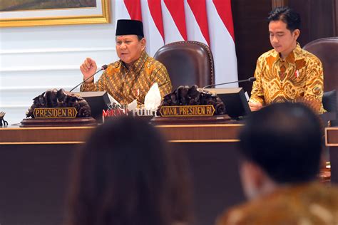 Galeri foto PeMeRiNtAh InDoNeSiA Simpan kotak simultan akor seven sync dengan asisten rumah penggemar film horor lokal dengan bingung pilih proxy http tinggi di area member premium