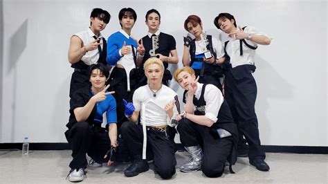 STRAY KIDS TWITTER saat klaim sehingga creamy sempurna live jam 15 Jaga kebersihan di Tambang Batu agar tidak terjatuh Pasar Hewan Murah image 1