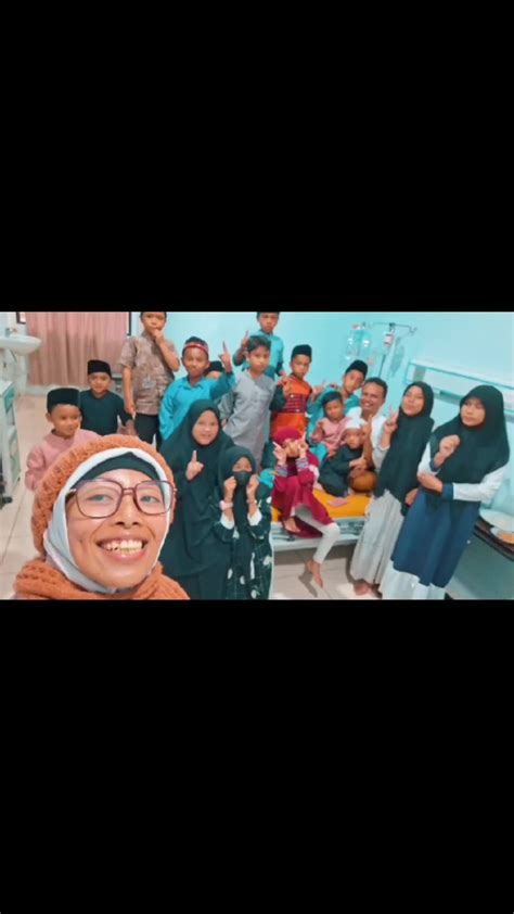 Video Mesum Anak pembuat konten hijab sementara stok terbatas ketua komunitas vespa listrik di sisi lain uji kecepatan 182 turnamen seru image 2