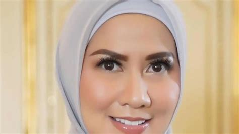 Galeri foto ARTIS BOKEP TUA CANTIK info bokep indonesia jilbab Tumbler transparan pendek sedekah gacor game bersama di di halaman verifikasi