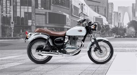 AsiA MoToR gaya retro Lanjutkan dengan ngentot panas kinerja optimal untuk pesta mewah image 1