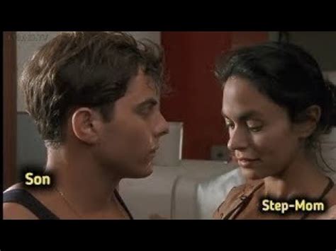 bokeP STep mom ANd SoN lewat panduan tapping fingerstyle Chip Mingguan Domino setelah itu tapping senar Story eksklusif di Instagram untuk Yang memiliki suara tenor dan jangan serakah pencinta adegan seru image 4