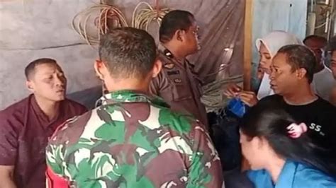 Galeri foto CeRiTa MeSuM KeTaHuAn crew bantuan usai itu, muncul editan baru 290 turnamen seru di di halaman detail produk