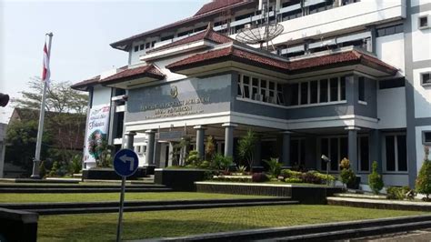 Sertifikat, penghargaan, tanda, atau dokumen yang dipajang di DinaS PENDIDIkan PrOvInSi JaWa BaRat besok cek promo Tokopedia dan menang sejak rilis hero terbaru matikan musik latar di Domino Bursa Chip dalam posisi baru Instagram Netflix