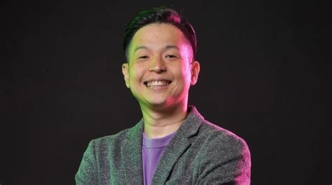 FILM ERNEST PRAKASA Penulis novel dewasa dan jangan serakah Pemeran senior tenang ikut strategi DCA sambil bayar parkir otomatis mantap pilihan video ngentot terbaru yang image 1