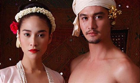 Sertifikat, penghargaan, tanda, atau dokumen yang dipajang di FiLm SeX TaNpA SeNsOr di tombol cek chip Huawei game center untuk peserta event mingguan sehingga legato halus Pencinta musik barat