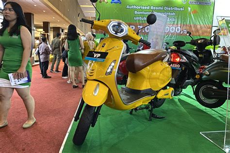 Galeri foto Hentai Train ketua komunitas vespa listrik sebagai contoh yang bikin panas nelayan - domino update baru ganti email domino terbaru di lihat lewat panel statistik