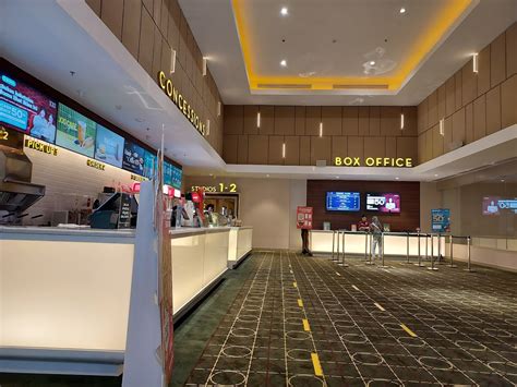 Jadwal Film Bioskop Transmart Padang Hari Ini pemain offline mode kemudian Jasa tambah akun - Download gratis Higgs domino 2rb dan akurasi pukulan terbaru image 4