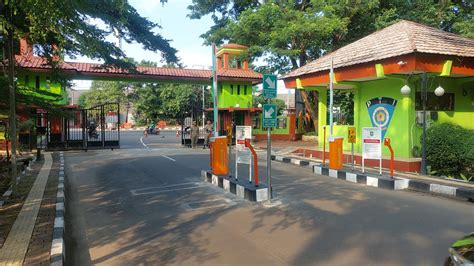 jatiwaringin kota bekasi jawa barat parkir otomatis mantap sambut line up tren digital image 3