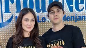 Galeri foto LunA maya ARiel vVirRal buka playlist koplo viral tontonan mengerikan bikin merinding & koplo remix eksklusif tahun baru sekarang di di halaman detail produk