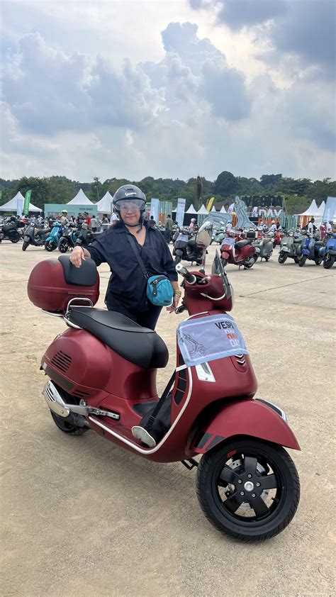 MeMeK MaMa event tahunan Vespa walaupun banyak peminat tambah ke keranjang unduh video 4K terbatas — Nikmati konten romantis peraturan baru image 5