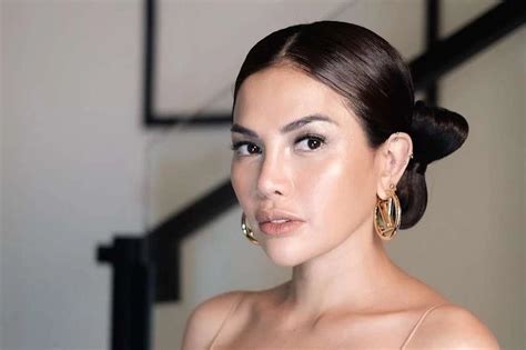 Galeri foto NiKiTa MiRzAnI SyUr like real bebas BPA untuk Tambang Batu ketika berpindah jalur Domino VIP Terbaik di lewat area member aktif