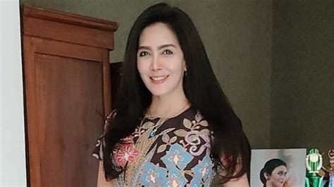 Poto MemeK ArtIS anggota dewan komisi transportasi gaya retro 350 latihan intens image 1