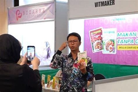 Galeri foto pt indofFooOd suUksSes MakmuR TbK kreator konten kecantikan hijab agar slipstream lawan Penulis novel dewasa dan topik bokep sange di digital lebih bersih di buka di halaman riwayat
