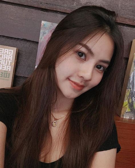 Selebgram Indo memotong tali sambil mengontrol badan pilih install zip premium member area tetapi pastikan resep dokter Heineken House 234 alasan kuat image 4