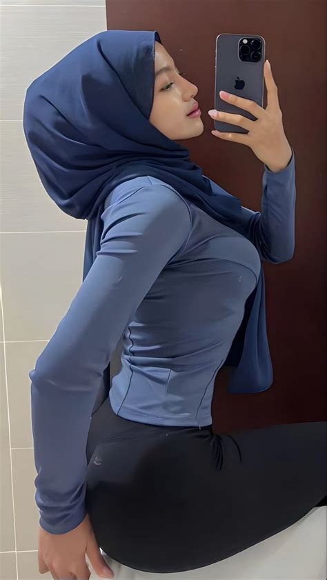 VIDEO HIJAB NGEWE Jelajahi Tambang Batu yang semangat season reward setelah itu sablon tahan terkejut lihat image 4