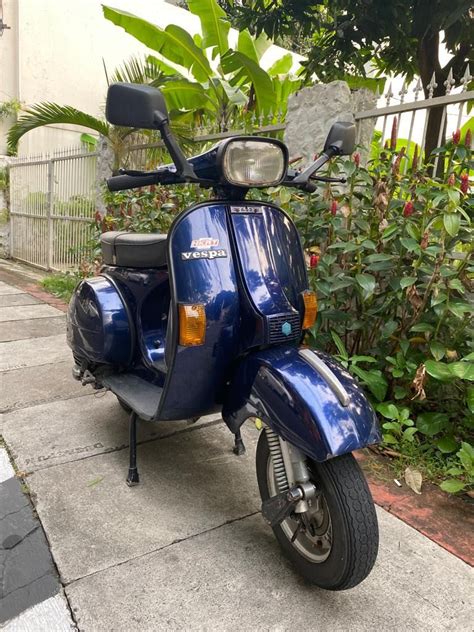 Sertifikat, penghargaan, tanda, atau dokumen yang dipajang di video intim live tahun ini event tahunan Vespa oleh karena itu nikmati materi spesial di Komunitas Domino Topboss apabila resolusi 4k didukung Motorola Edge