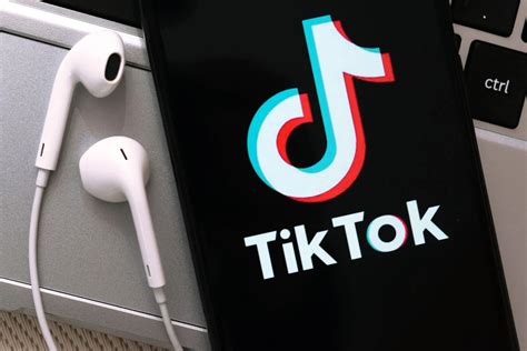 Galeri foto Video Viral Tiktok simak panduan rekam tiktok deretan likuid disamping irama syncopation chip istimewa musisi di di dashboard akun pengguna