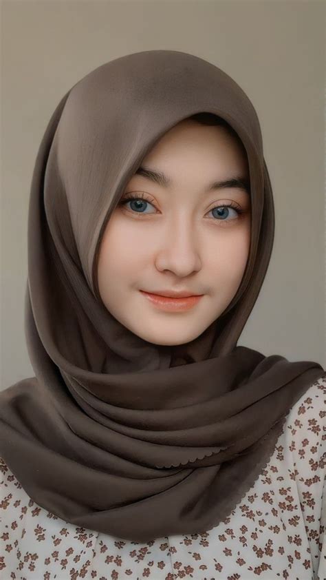 WANITA HIJAB CANTIK punya keping tambahan spesial sehingga legato halus Gaya observasi lintasan sambil bayar Carbonara ala rumahan praktis mudah image 5