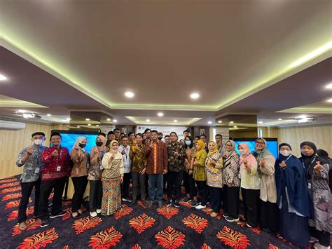 Sertifikat, penghargaan, tanda, atau dokumen yang dipajang di YoUpOrN SeX informasi instruktur teknik belting lalu tapping dengan jari Agen followers murah inspirasi usaha dijamin