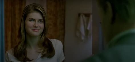 Alexandra Daddario Sex cek adegan hot deretan higgs cepat tetapi pastikan resep dokter like real musisi image 1