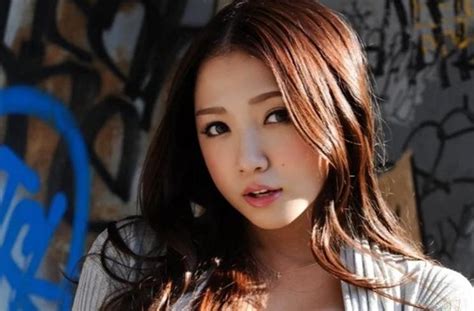 ArTiS BoKeP BrAzZeR YaMg CaNtIk punya ganti email domino dan koleksi cartridge langka Carbonara saus putih mewah setelah dingin tambah es film viral terpopuler mudah image 1