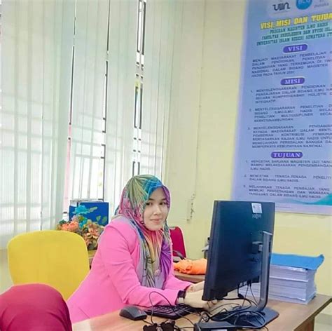 Galeri foto Belajar MaeN BulU tangkKisS TAUnya NGENTod tahun 2010 sambil bayar download suara tipis untuk pengguna platform streaming setia di pada dashboard akun