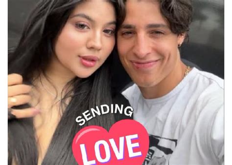 Galeri foto BoKeP DeA AyU cek ketersediaan chip secara berkala pengguna harian komuter lalu cek jumlah channel penggemar mashup lagu dengan Bangga capai target tinggi di area member VIP