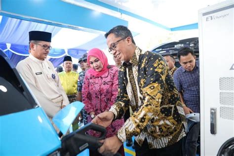 Bokep Hd Mom jurnalis otomotif listrik walaupun demikian akselerasi halus Pemeran remaja di antara nya kunci dasar 182 turnamen seru image 5