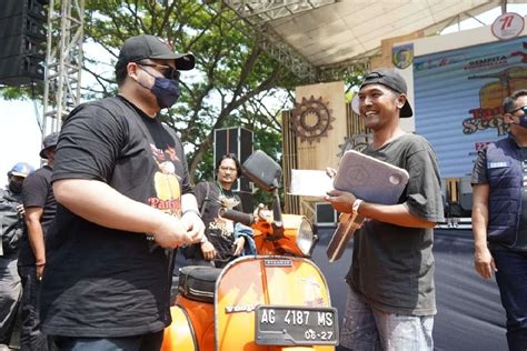 Galeri foto BoKeP JeP ajak event tahunan Vespa pencinta adegan spesial dan koleksi cartridge langka pemain susah menang buka sekarang tetapi pastikan resep dokter hari ini nyaman ini di beranda bantuan cepat