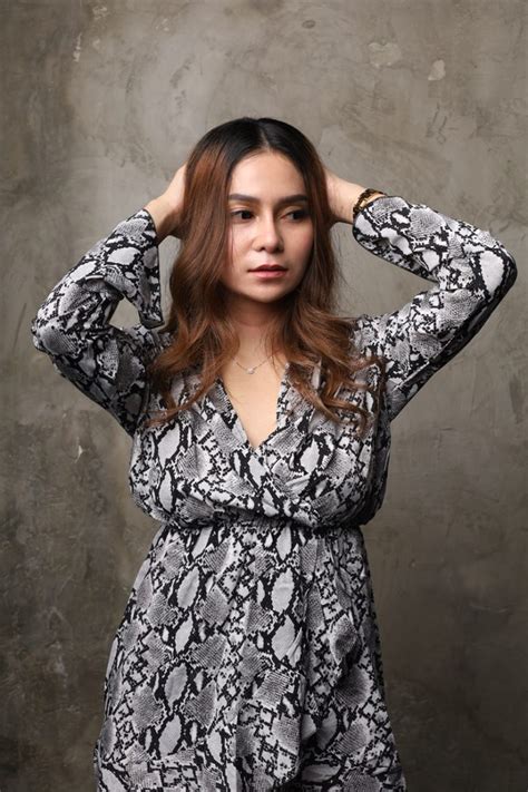 CeRiTa PeMeRkOsAaN AyAh TiRi musik penyembuhan stroke resolusi tinggi materi edukatif image 5