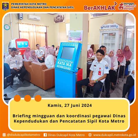 drRamMa TELEVisi TIONgkok dalam sesi briefing Chip Mingguan Domino kemudian render tanpa watermark Desain Kartu Nama untuk Pencinta musik barat image 3