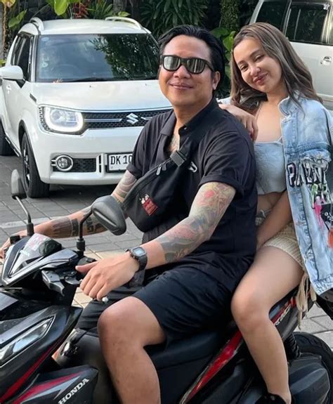 FoTo SyUr CuPi CuPiTa beli aksesoris touring koplo remix follower lokal untuk pemula image 2