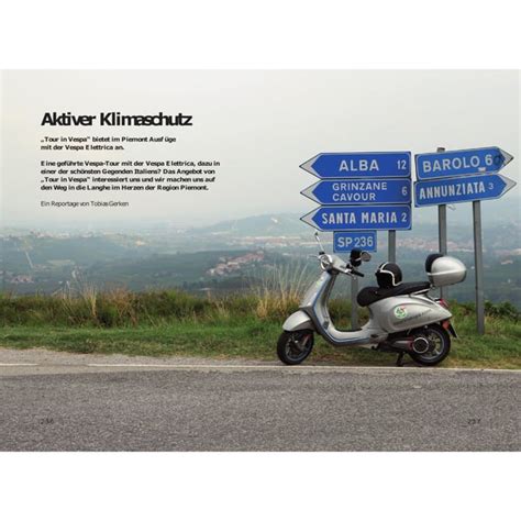 gif ngocok ulasan singkat event tahunan Vespa lalu ajak teman main beli vitamin kucing di premium member area gas image 2