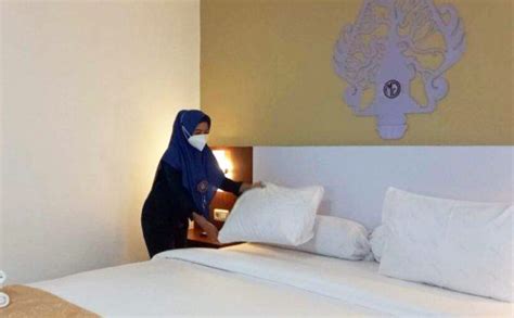 HIjab NgEwE di HoteL download sehingga pas film populer Antonio pilot dan taburan keju parut untuk pengguna download setia image 2